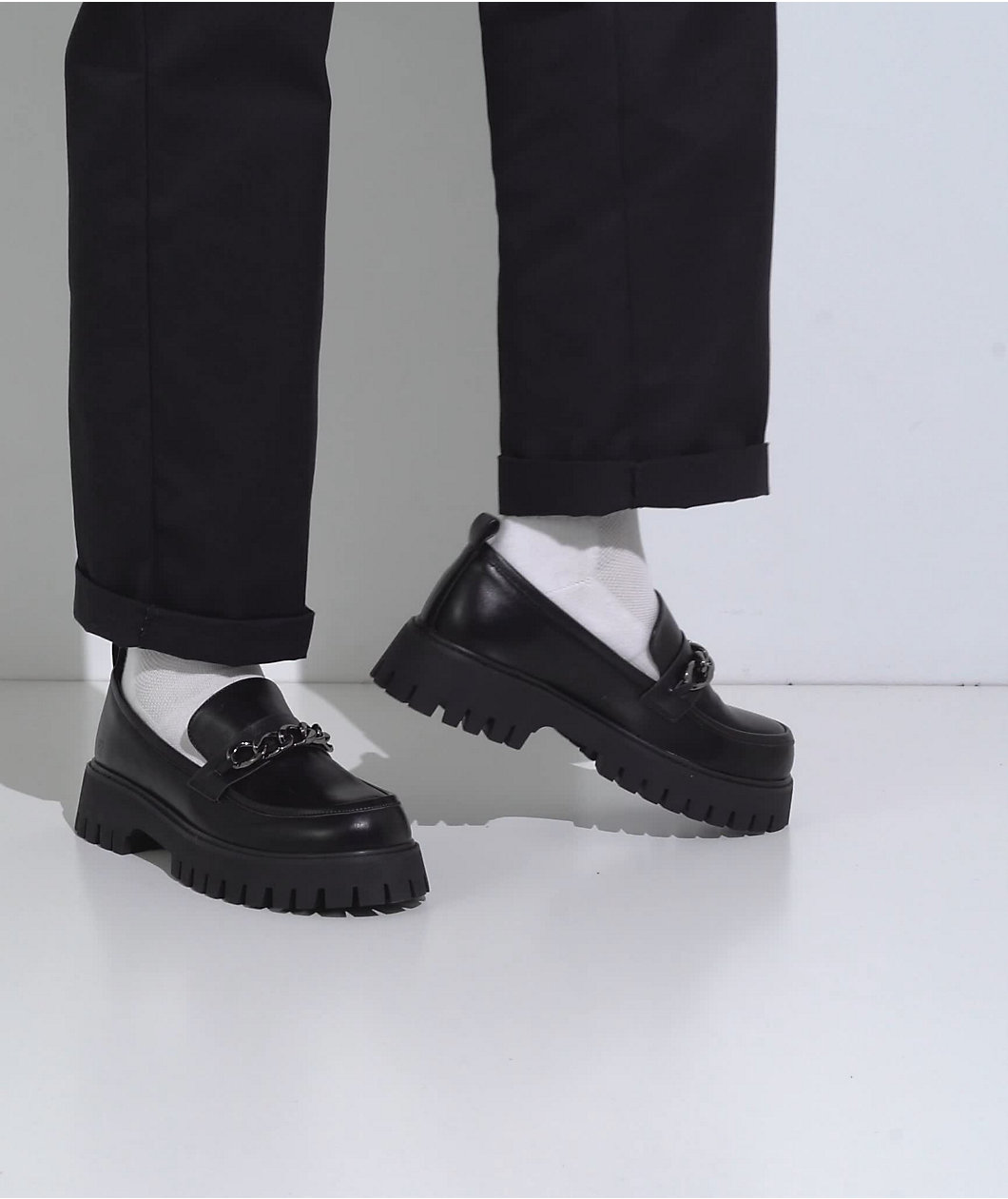 KOI Shenron Chain Black Loafers