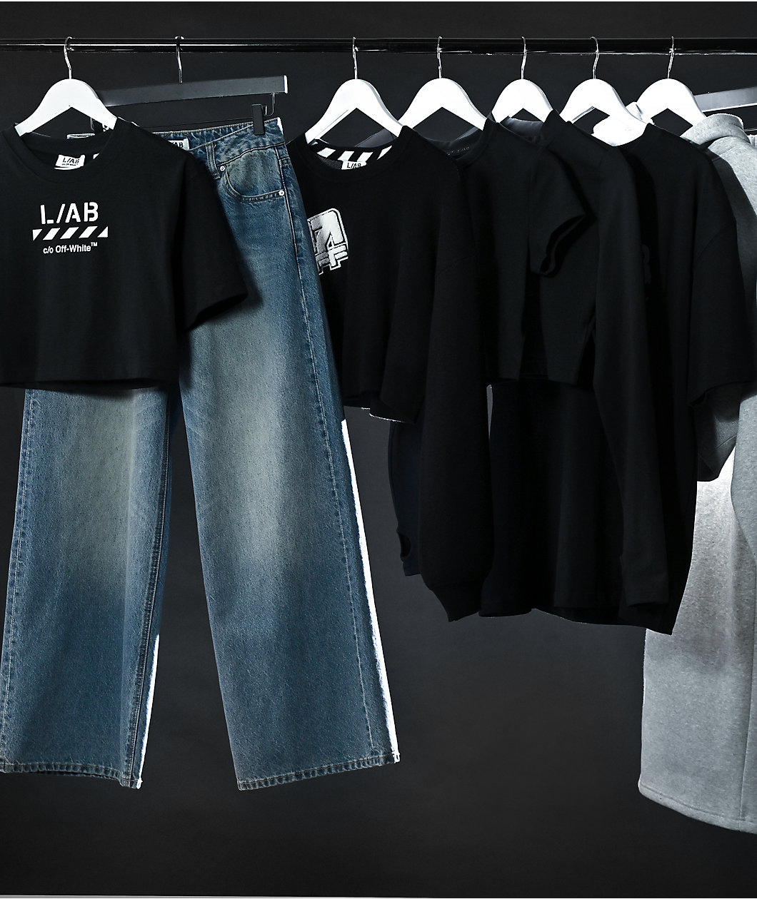 L/AB c/o Off-White™ Black Long Sleeve Crop T-Shirt