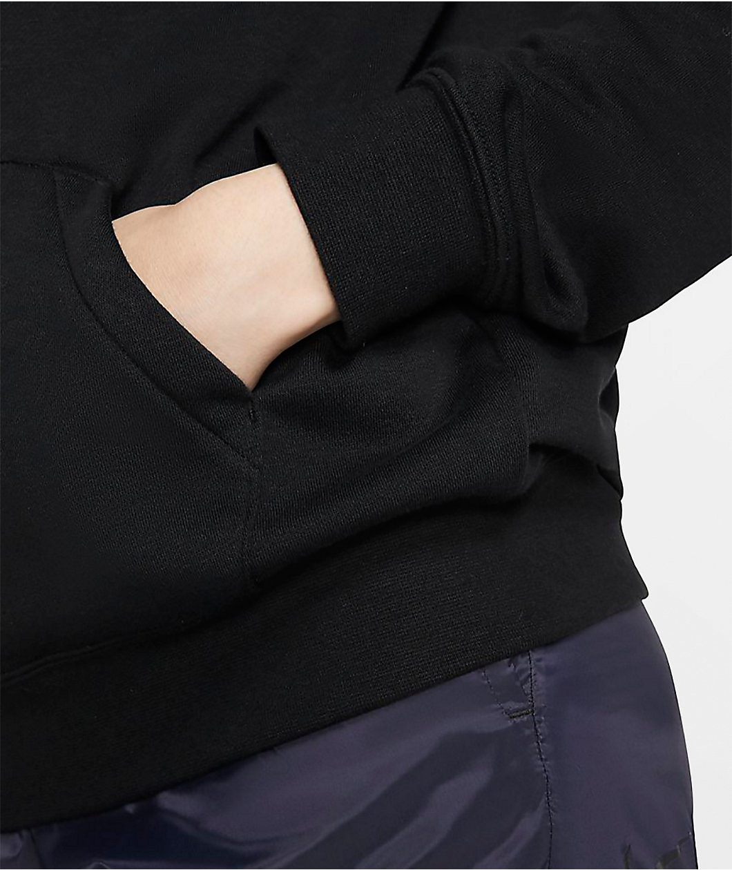 Nike NSW Essential Black Hoodie