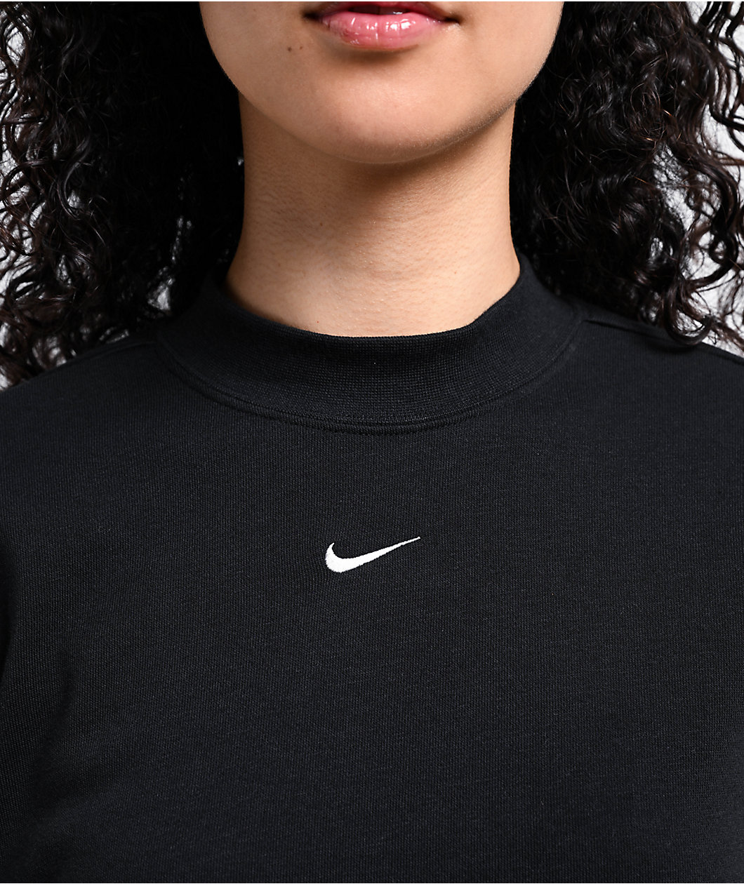 Nike Sportswear Chill Black Long Sleeve Crop T-Shirt