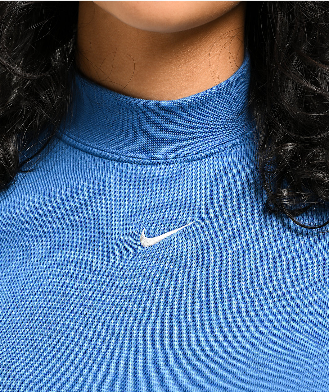 Nike Sportswear Chill Blue Long Sleeve Crop T-Shirt