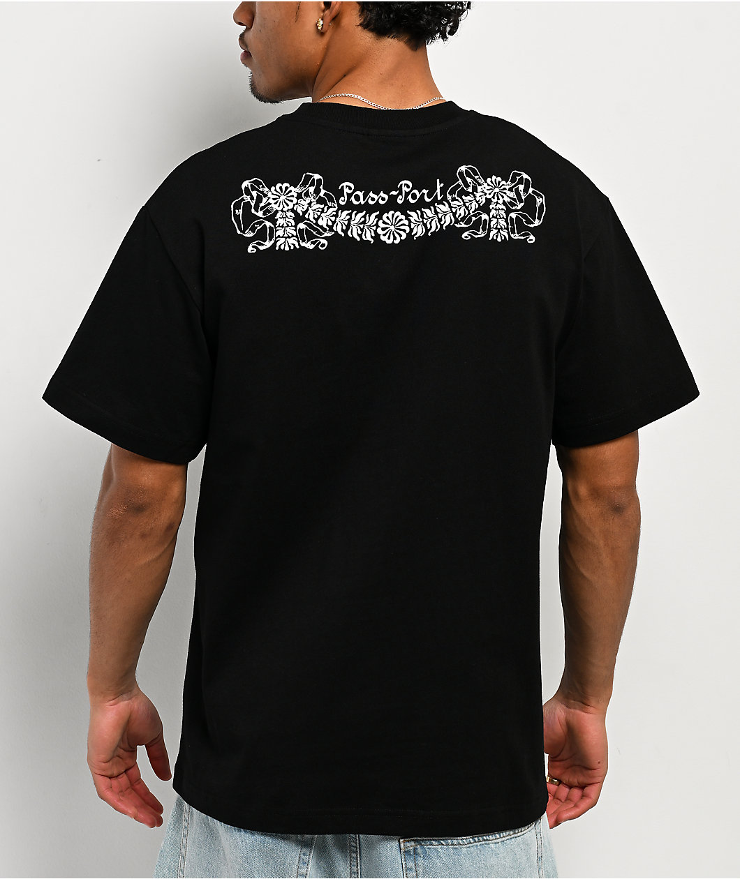 Passport Kollaasi Black T-Shirt