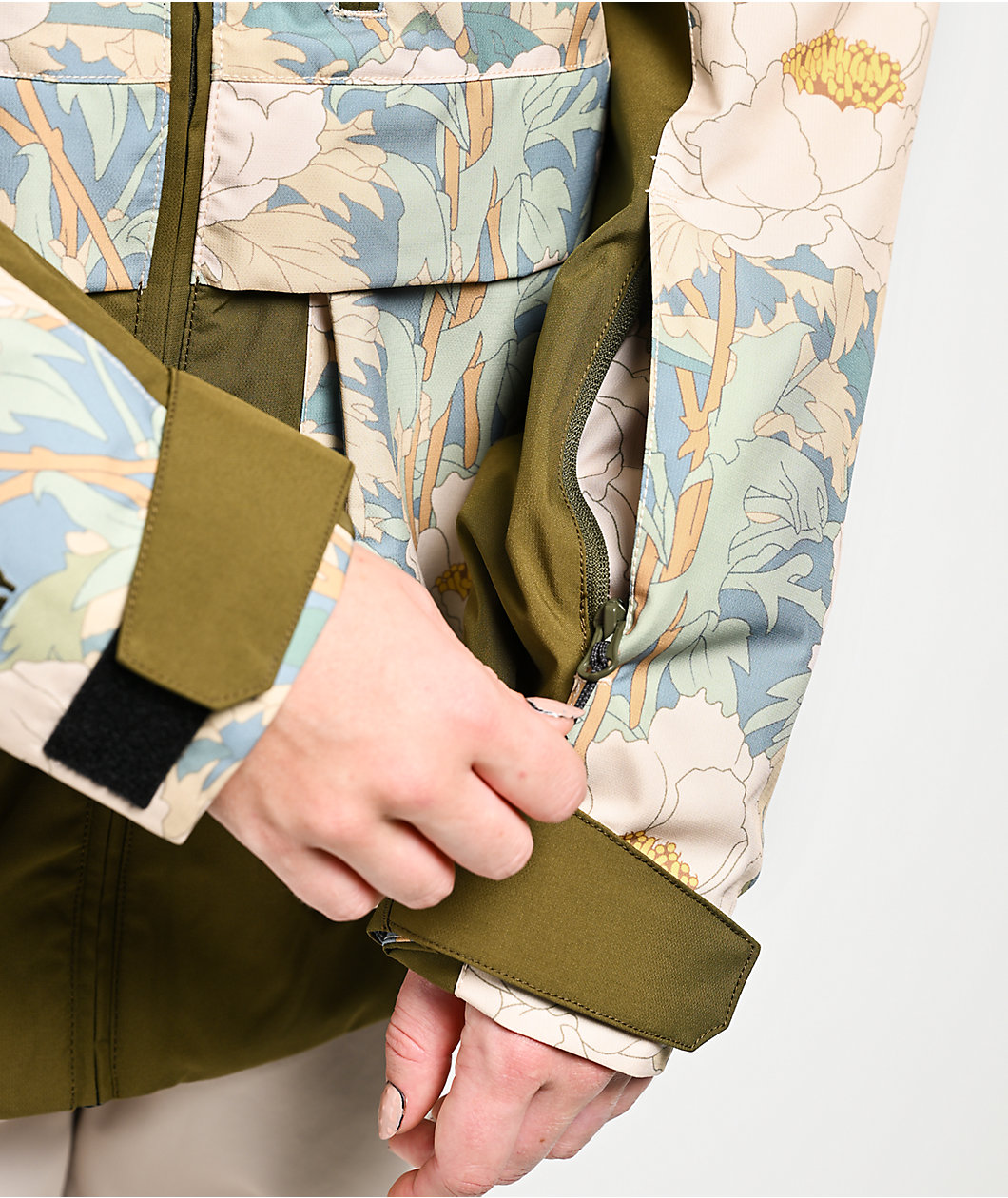 Picture Glawi Timeless Flower 10K Snowboard Jacket