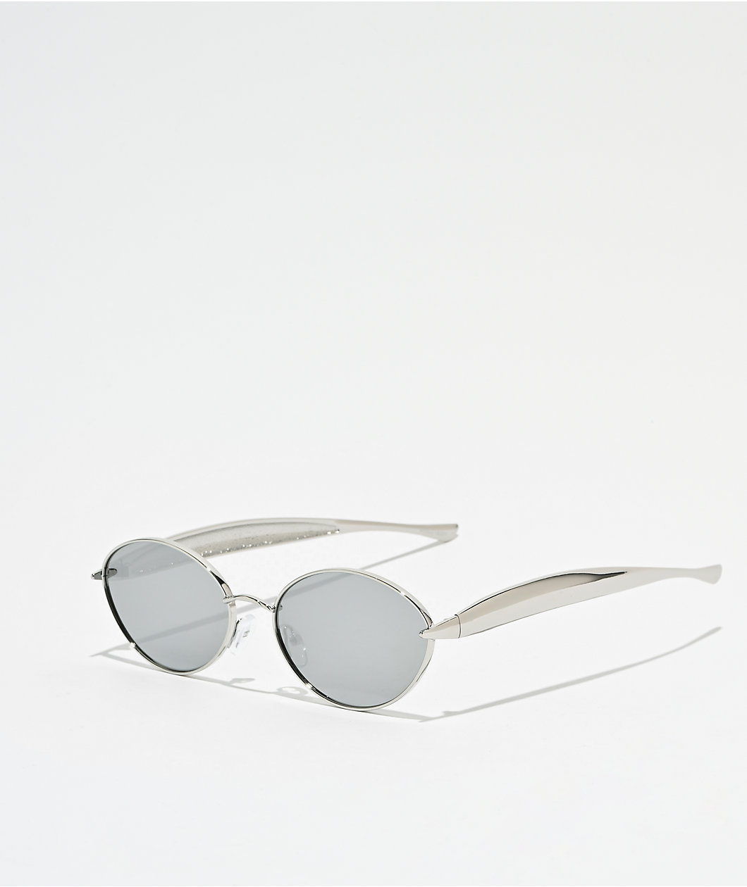 River Oval Silver & Black Sunglasses