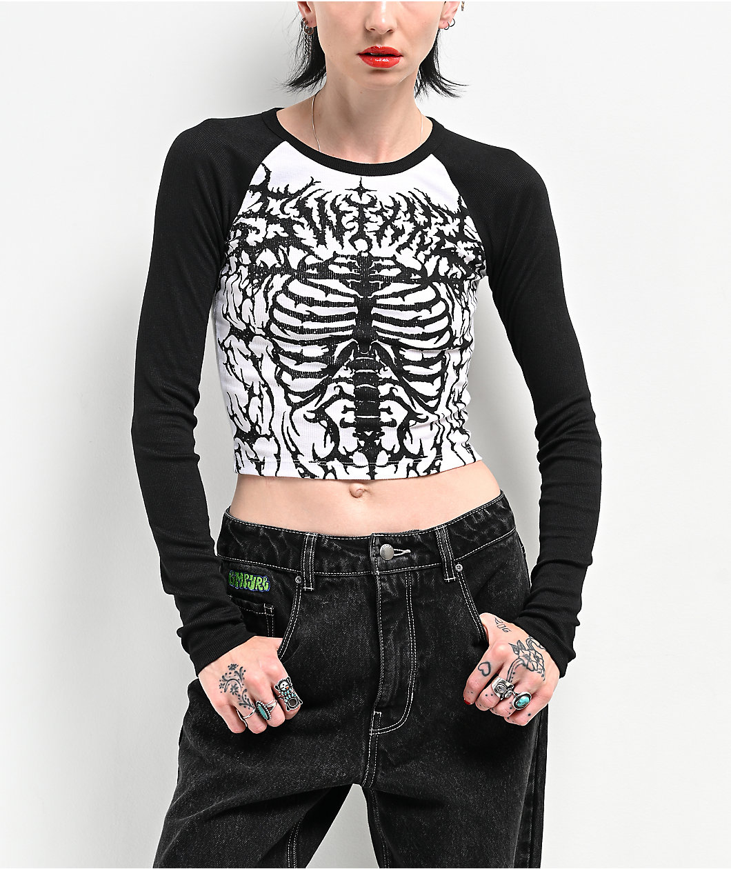 SWIXXZ Raglan Ribs Black & White Long Sleeve Crop T-Shirt