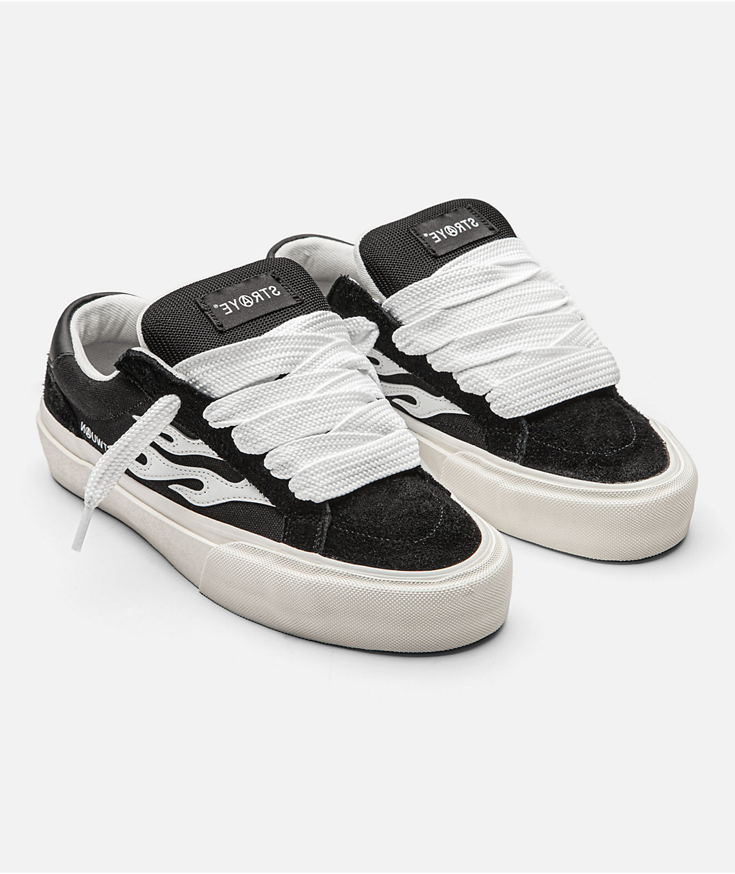 Straye Dixon Logan Puff Black & White Skate Shoes