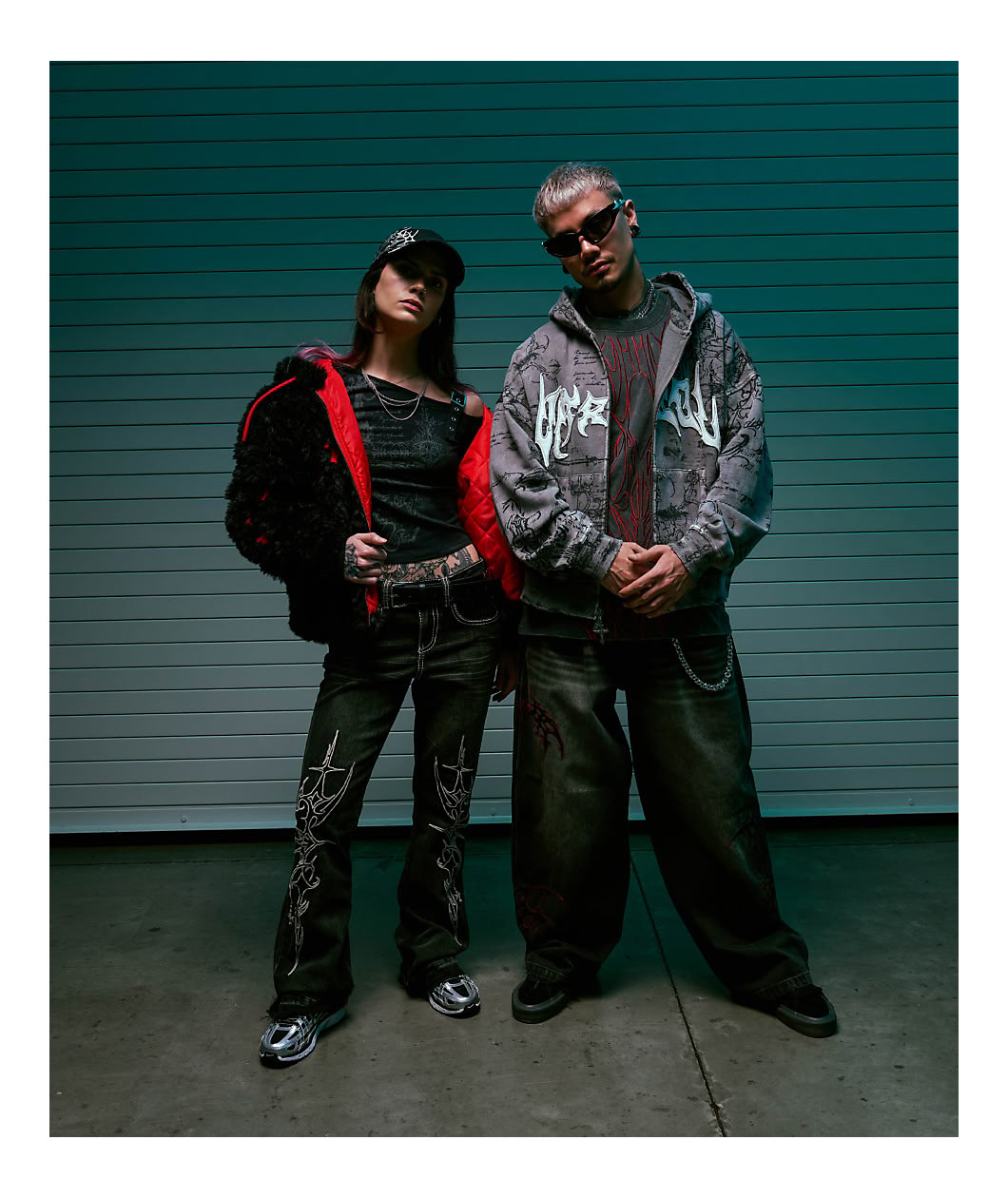 Vitriol Scrolls Grey Wash Crop Zip Hoodie