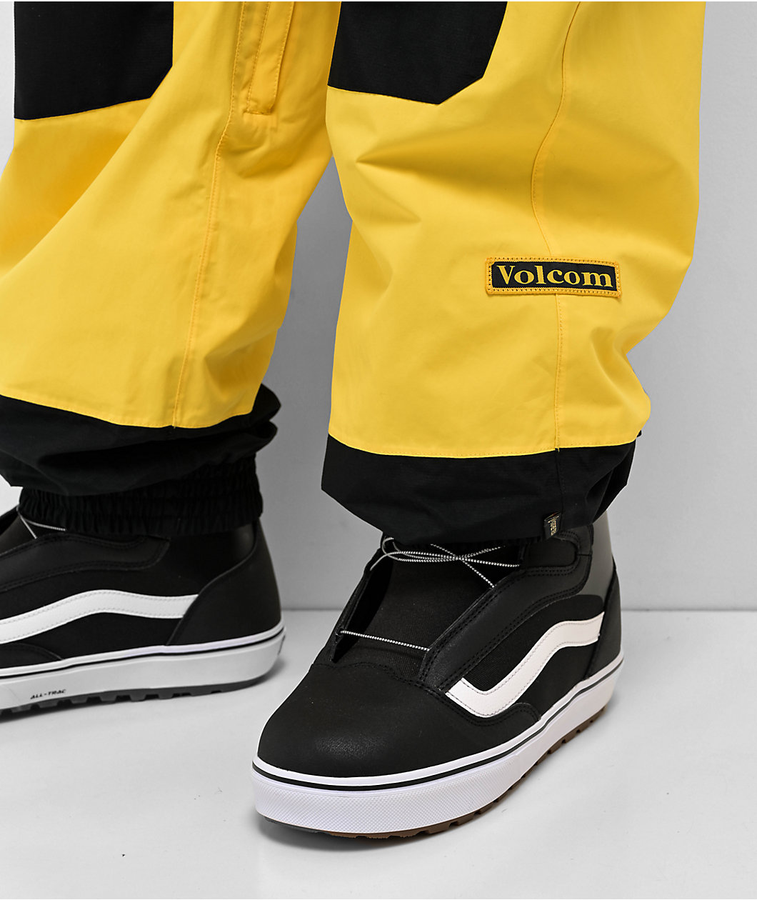 Volcom Longo Gore-Tex Black & Yellow 15K Snowboard Pants