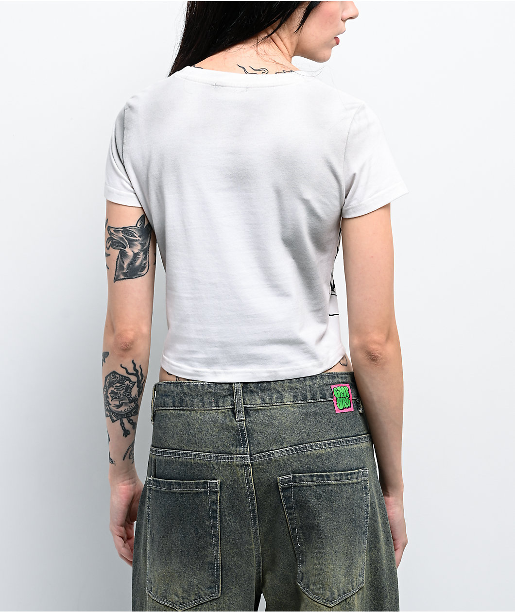 Von Dutch Gardenia Mineral Wash White Crop T-Shirt