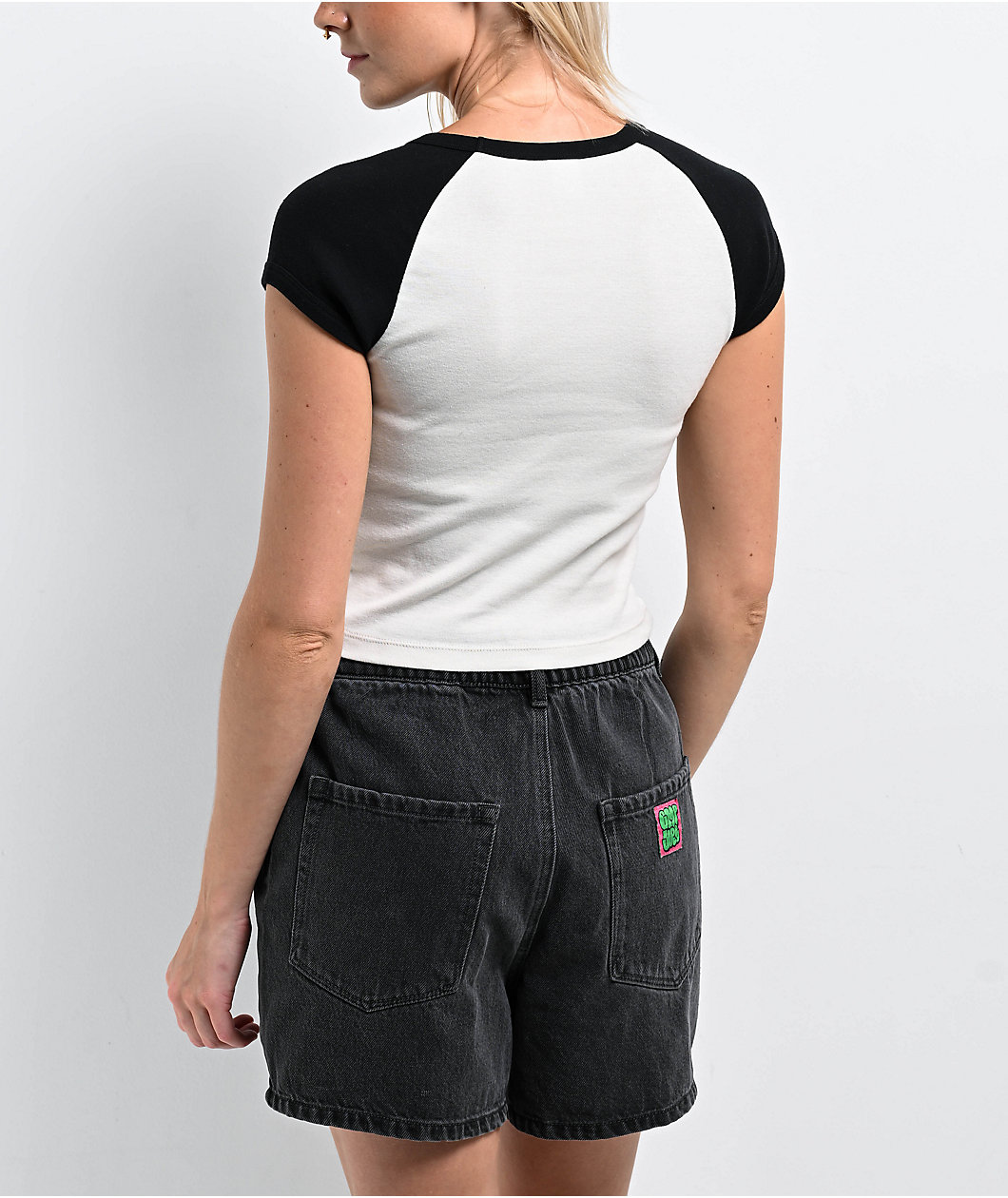 Zine Pammie Silver Birch & Black Crop Raglan T-Shirt