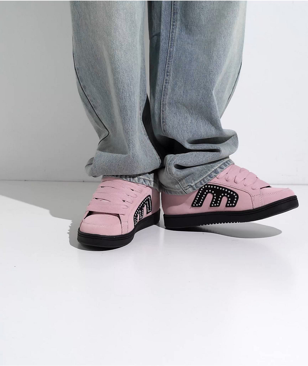 etnies Kingpin Pink & Black Skate Shoes
