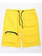 American Stitch shorts de nylon cargo amarillos