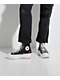Converse Run Star Hike CW Love zapatos de plataforma de caña alta negros y rosas video