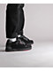Globe Sabre zapatos de skate negros, carbones y rojos video
