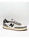 New Balance Numeric 440 zapatos de skate blancos y grises