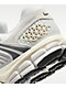 Nike Zoom Vomero 5 SE Platinum Tint & Photon Dust Shoes - Thumbnail image 6 of 9
