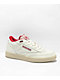 Reebok Club C Mid II Vintage Calzado tiza y rojo flash 