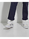 Vans Old Skool zapatos de skate de lienzo blanco y azul video
