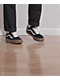 Vans skate Old Skool zapatos de skate blanco, negro y goma video